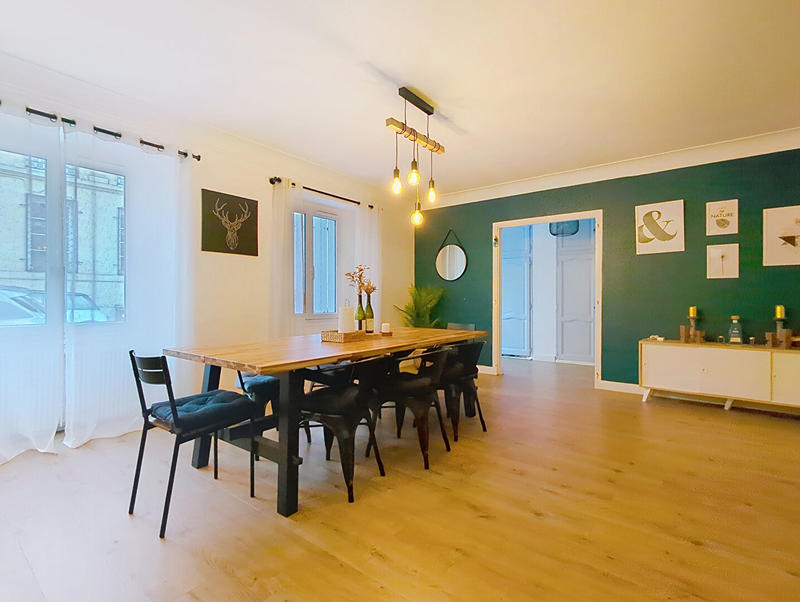 Maison - 144 m² - 5 pièces