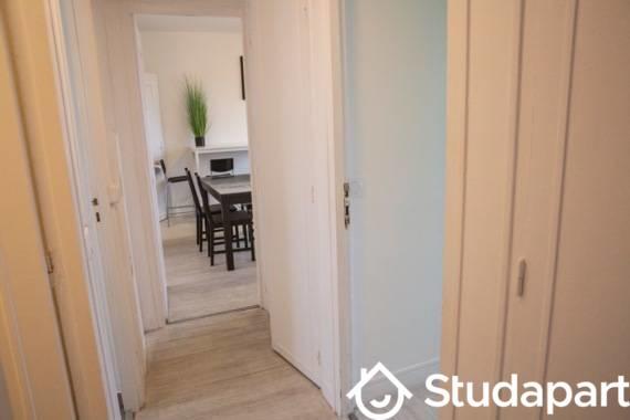 Chambre - 9 m² - 1 pièce