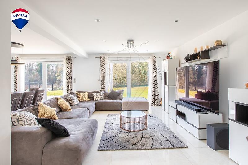 Maison - 164 m² - 7 pièces