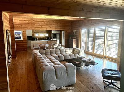 Maison - 190 m² - 4 pièces