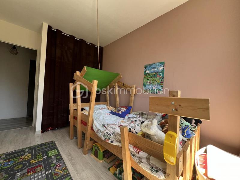 Appartement - 81 m² - 5 pièces