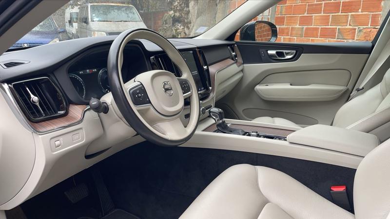 Volvo Xc60 II D5 2.0 Tdi 235 Bva Momentum