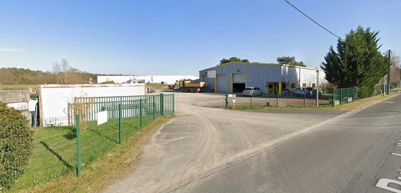 Terrain industriel - 610 m²