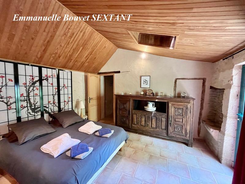 Maison - 217 m² - 7 pièces