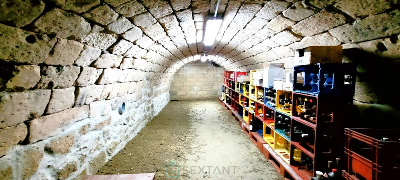 Maison - 223 m² - 8 pièces