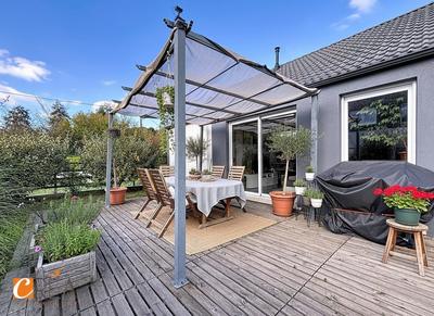 Maison - 95 m² - 5 pièces