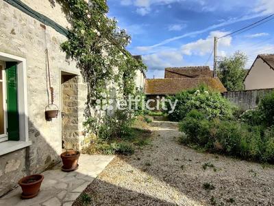 Maison - 180 m² - 7 pièces