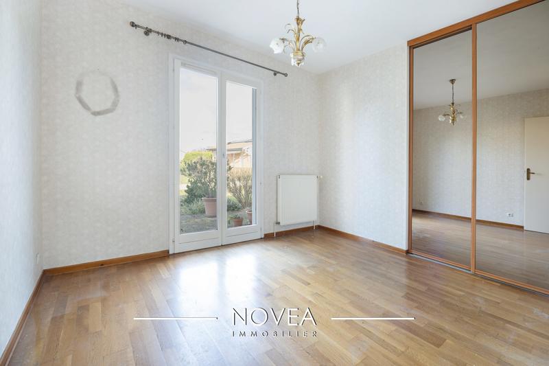 Maison - 94 m² - 5 pièces