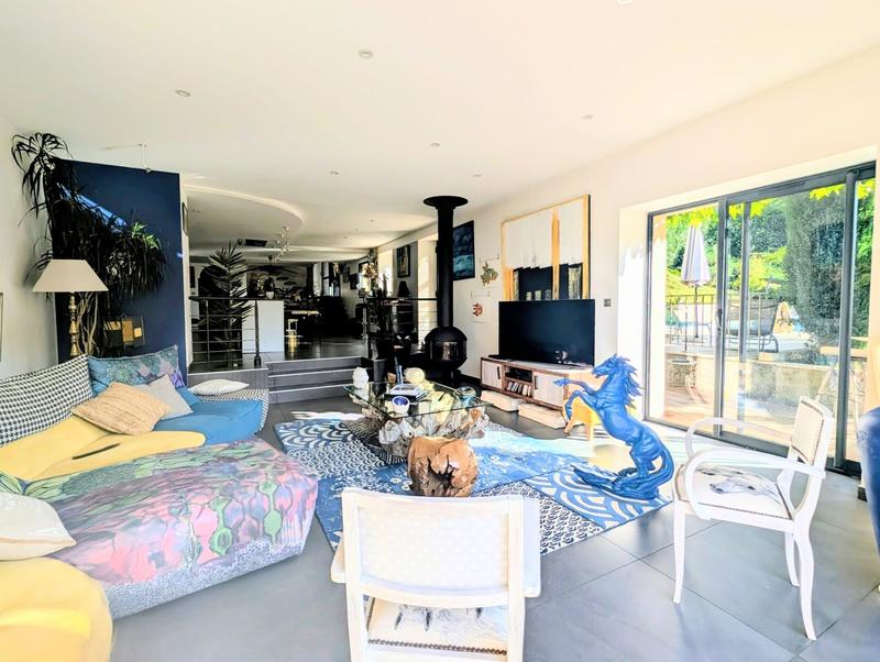 Maison ancienne - 220 m² - 7 pièces