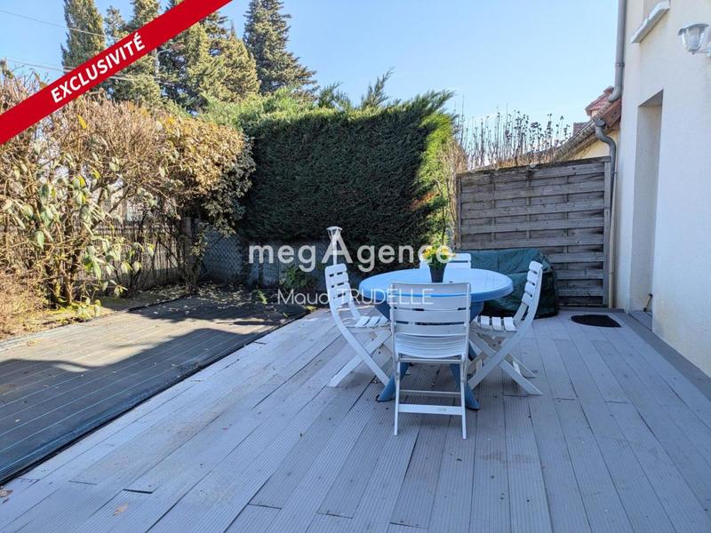 Maison - 102 m² - 4 pièces