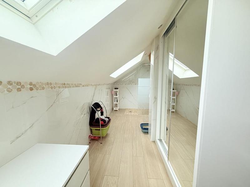 Appartement - 128 m² - 5 pièces