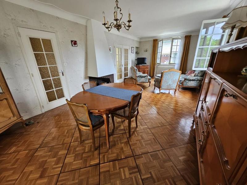 Maison - 90 m² - 3 pièces