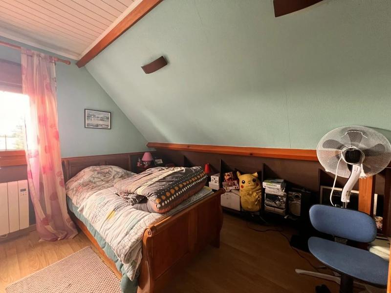 Maison - 90 m² - 5 pièces