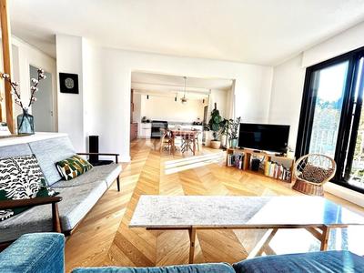 Appartement - 96 m² - 5 pièces