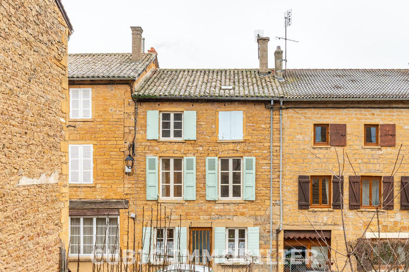 Maison - 150 m² - 4 pièces