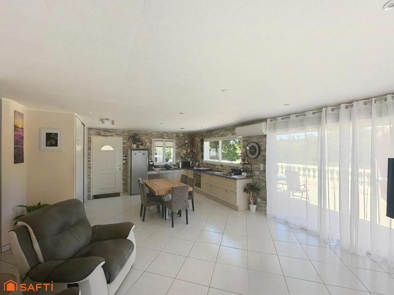 Maison - 85 m² - 4 pièces