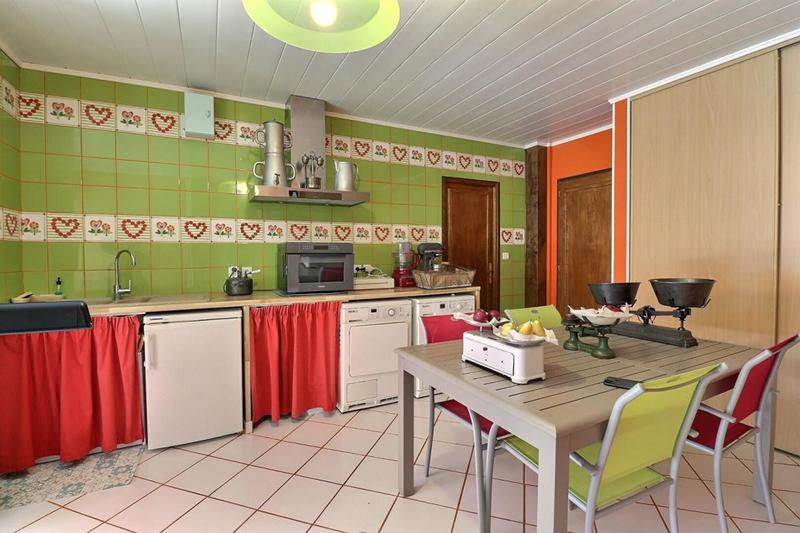 Maison - 181 m² - 7 pièces