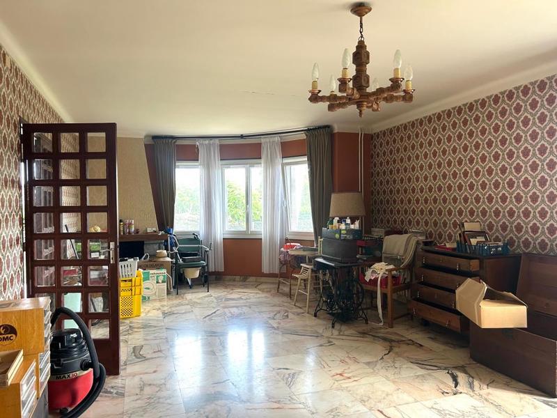 Propriété - 155 m² - 6 pièces
