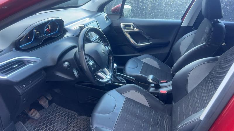 Peugeot 2008 I 1.6 BlueHdi 120 Allure