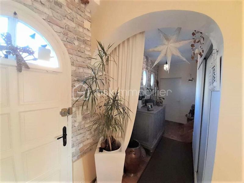 Propriété - 185 m² - 8 pièces