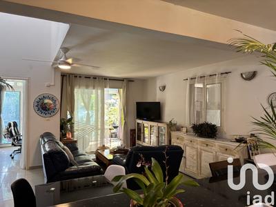 Maison - 170 m² - 9 pièces