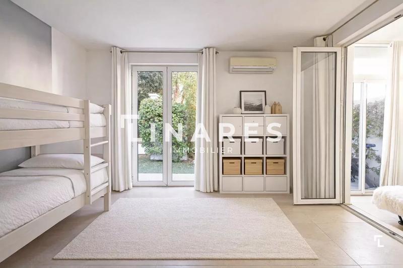 Appartement - 100 m² - 4 pièces