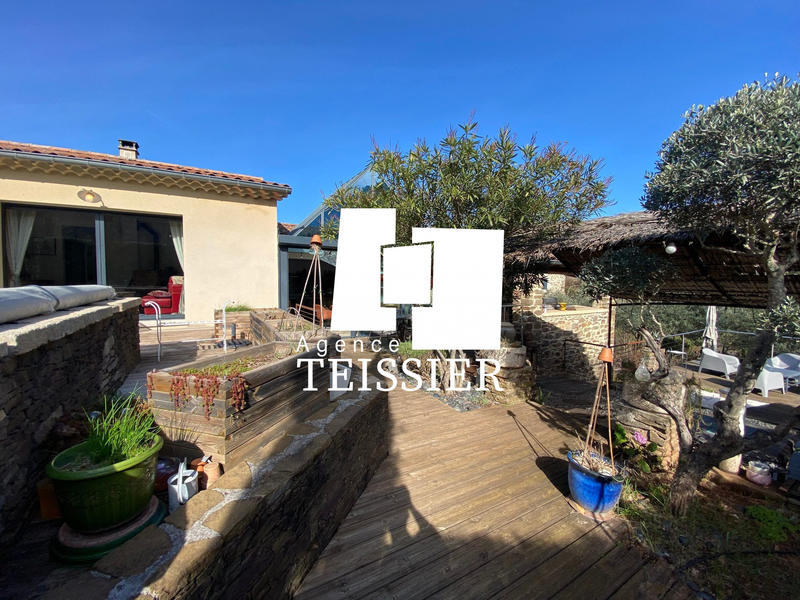 Maison - 165 m² - 8 pièces