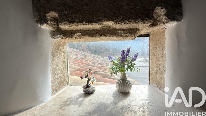 Maison - 272 m² - 10 pièces