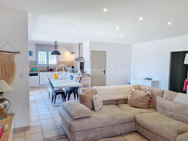 Villa - 232 m² - 9 pièces