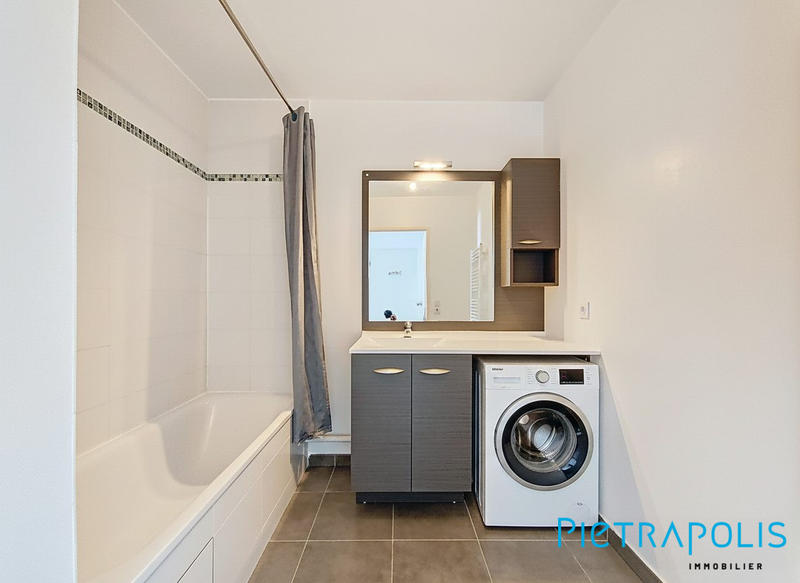 Appartement - 67 m² - 3 pièces