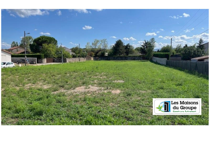 Terrain constructible - 617 m²