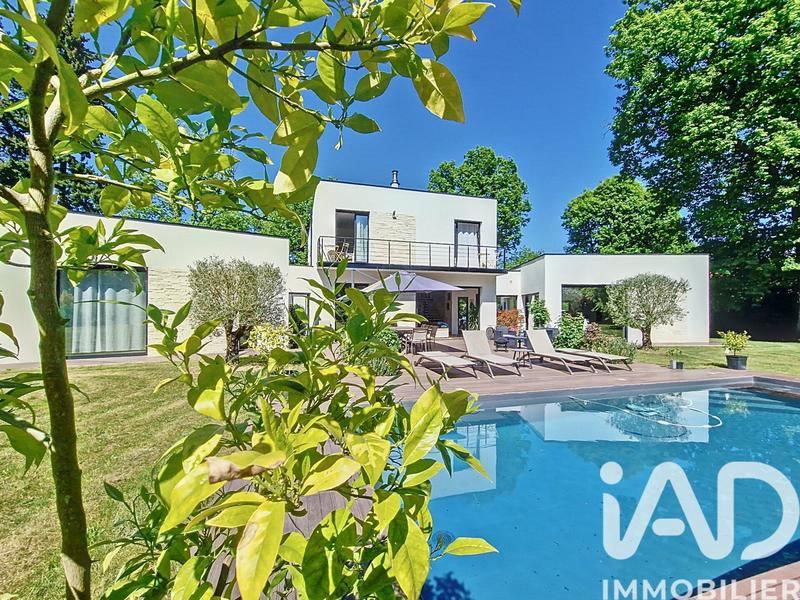 Maison de maîtres - 262 m² - 8 pièces