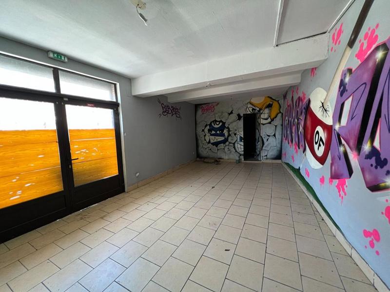 Immeuble - 307 m² - 5 pièces