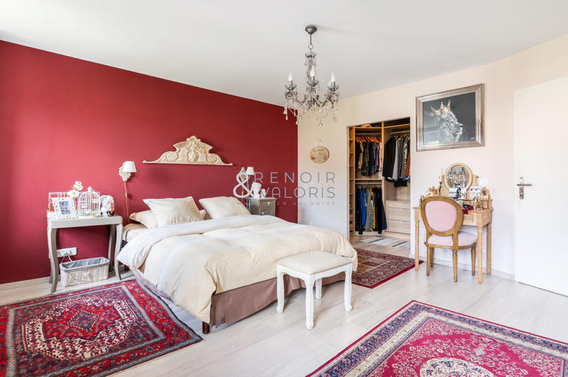 Maison - 172 m² - 6 pièces