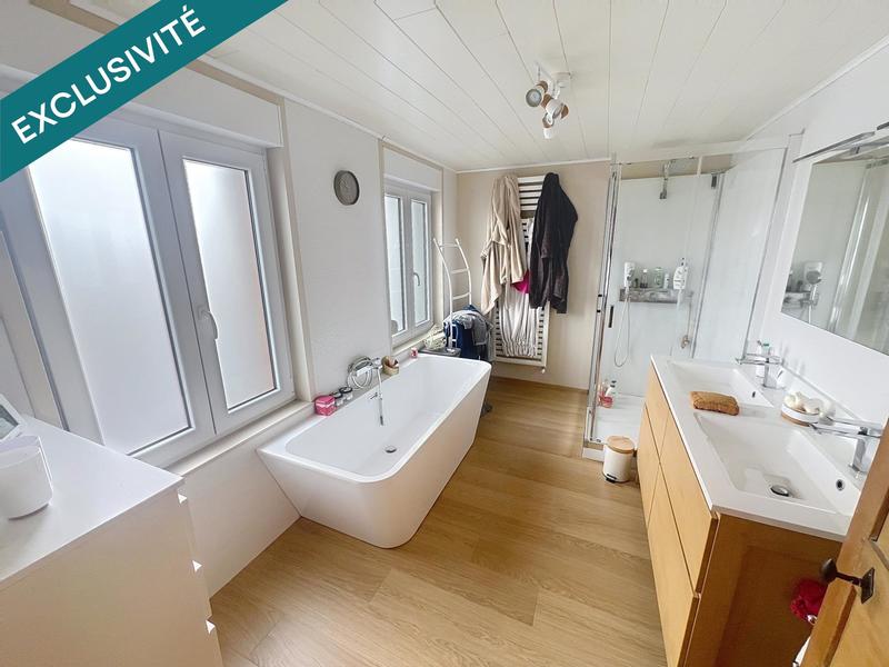 Maison - 140 m² - 5 pièces