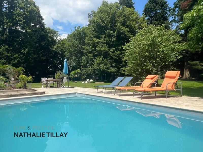 Propriété - 490 m² - 12 pièces