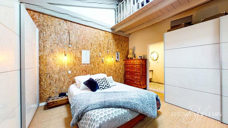 Demeure - 500 m² - 15 pièces