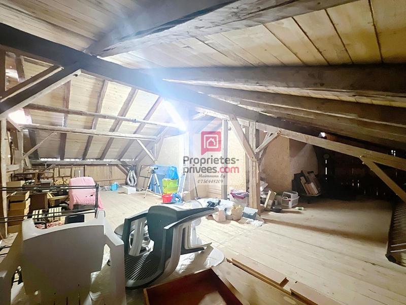 Maison - 288 m² - 11 pièces