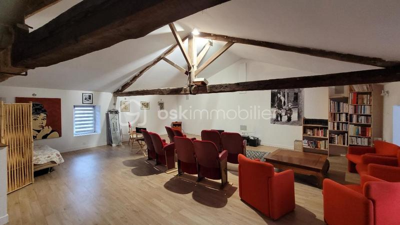 Propriété - 283 m² - 13 pièces