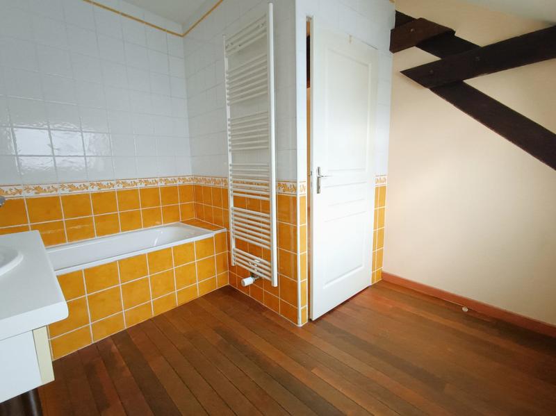 Maison ancienne - 164 m² - 8 pièces