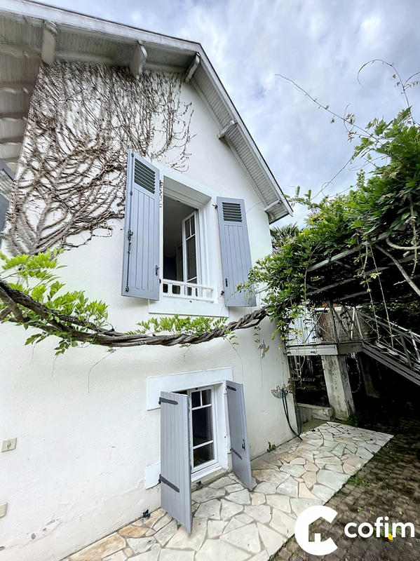 Maison - 138 m² - 5 pièces