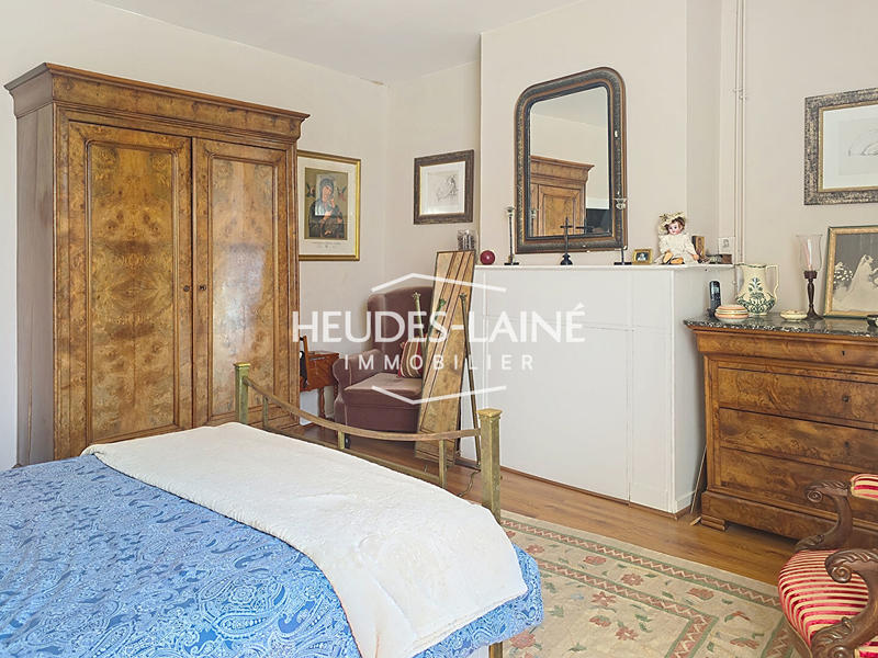 Maison - 166 m² - 7 pièces