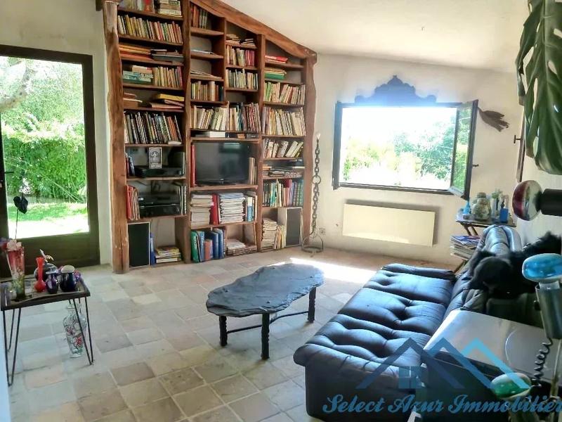 Villa - 200 m² - 7 pièces