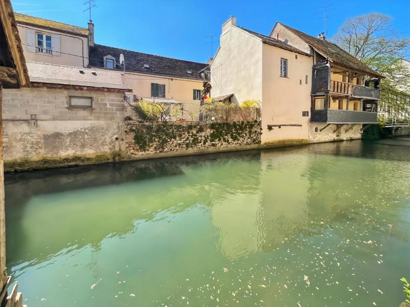 Maison de ville - 88 m² - 4 pièces