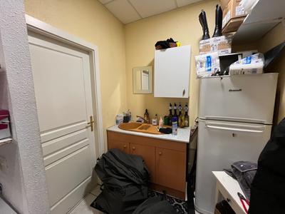 Fonds de commerce - Magasins - 49 m²