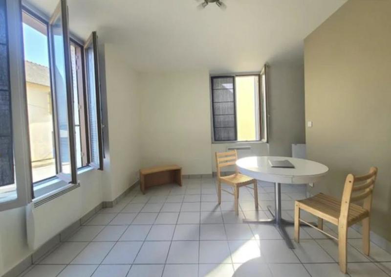 Immeuble - 211 m² - 10 pièces