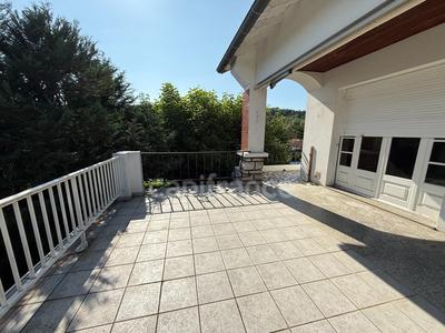 Maison - 167 m² - 7 pièces