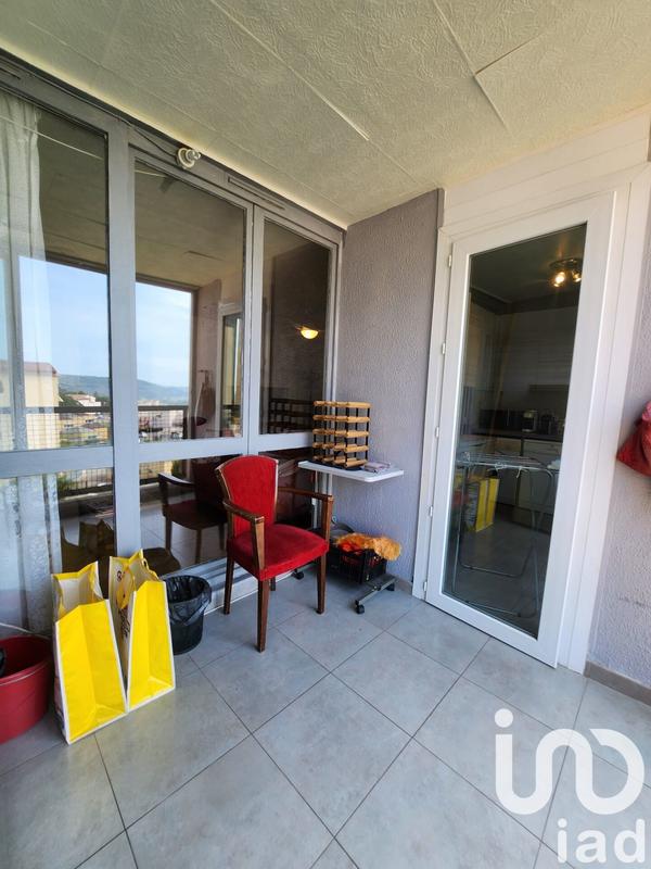 Appartement - 77 m² - 4 pièces