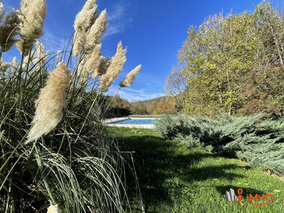 Maison ancienne - 183 m² - 6 pièces