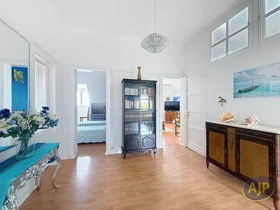 Appartement - 88 m² - 3 pièces